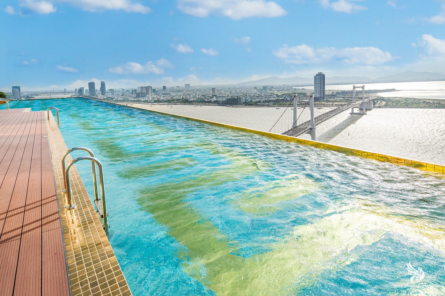 combo-tour-du-lich-da-nang-3-ngay-2-dem-khach-san-golden-bay-5-sao_9