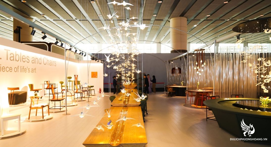 tour-hoi-cho-noi-that-thuong-hai-2025-–-ciff-furniture-china_13