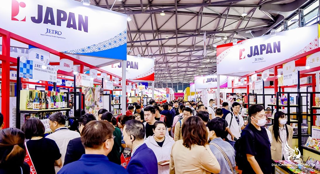 tour-hoi-cho-sial-thuong-hai-2025-thuc-pham-do-uong-tu-hn-hcm_7