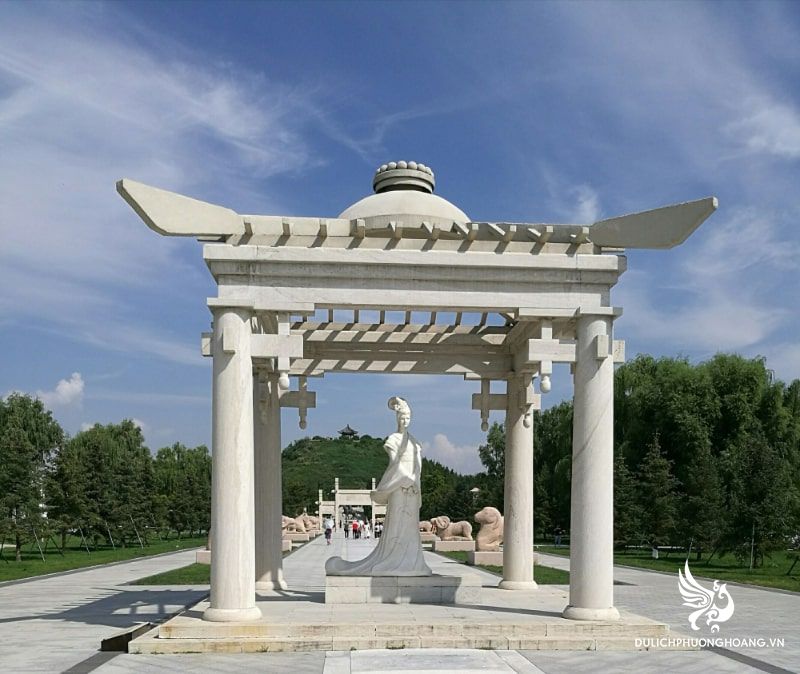 tour-noi-mong-thao-nguyen-ordos-sa-mac-vong-am-kdl-thanh-cat-tu-han_16tour-noi-mong-thao-nguyen-ordos-sa-mac-vong-am-kdl-thanh-cat-tu-han 