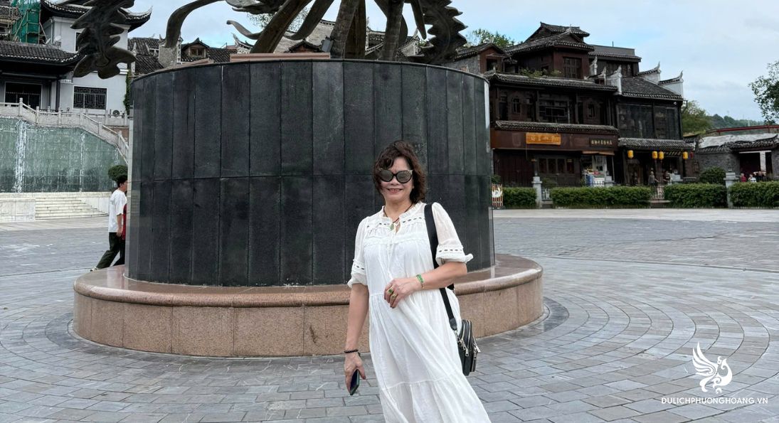 tour-phuong-hoang-co-tran-truong-gia-gioi-an-thi-6n5d_5tour-phuong-hoang-co-tran-truong-gia-gioi-an-thi-6n5d
