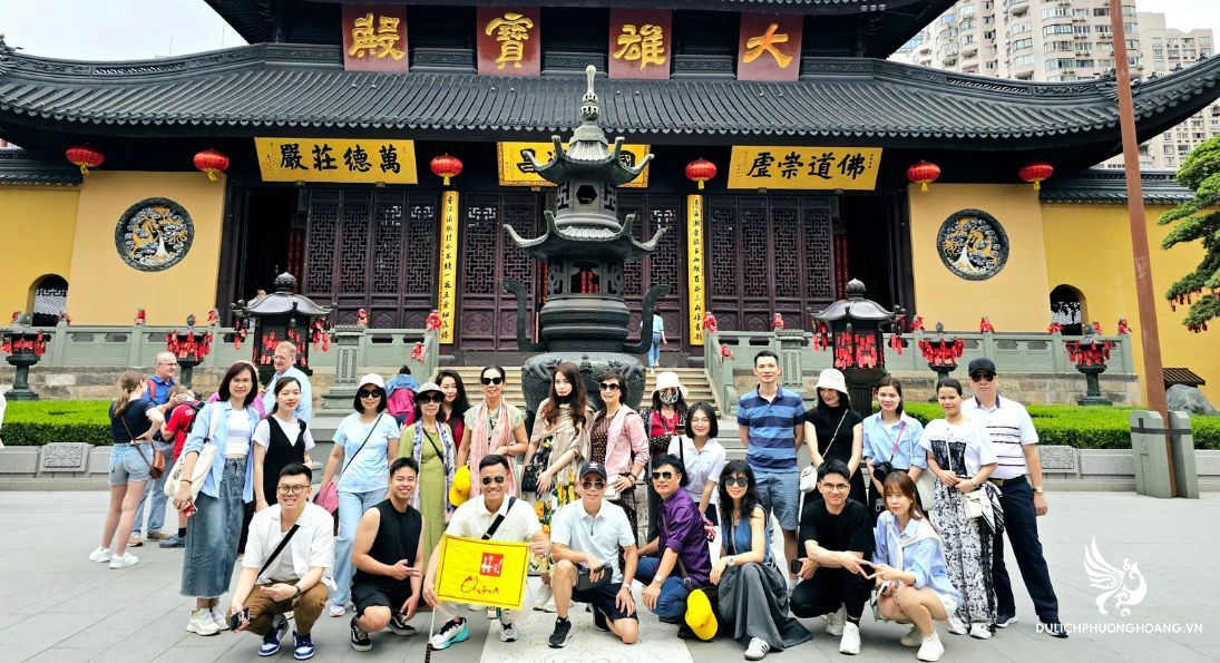 tour-thuong-hai-–-disneyland-–-hang-chau-–-o-tran-5n4d-bay-mu_7