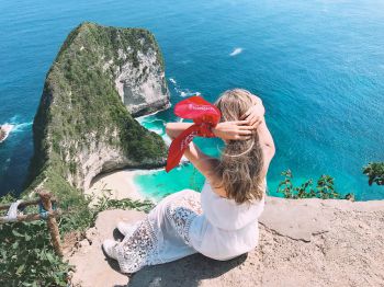 tour-du-lich-dao-bali-lempuang-dao-nusa-penida-4-ngay-3-dem-vj
