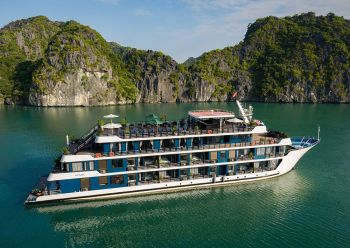 voucher-tour-du-thuyen-5-sao-rosy-cruise-vinh-lan-ha-2-ngay-1-dem